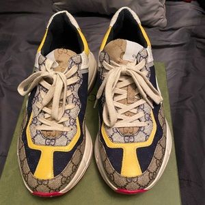 Gucci shoes, size 10 great condition